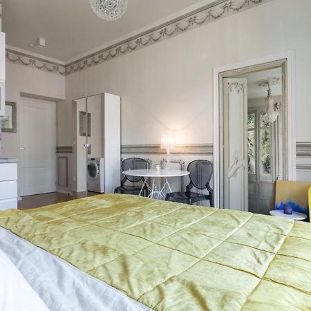 Prague Days - Sunny Riverside Apartments With Terraces ภายนอก รูปภาพ